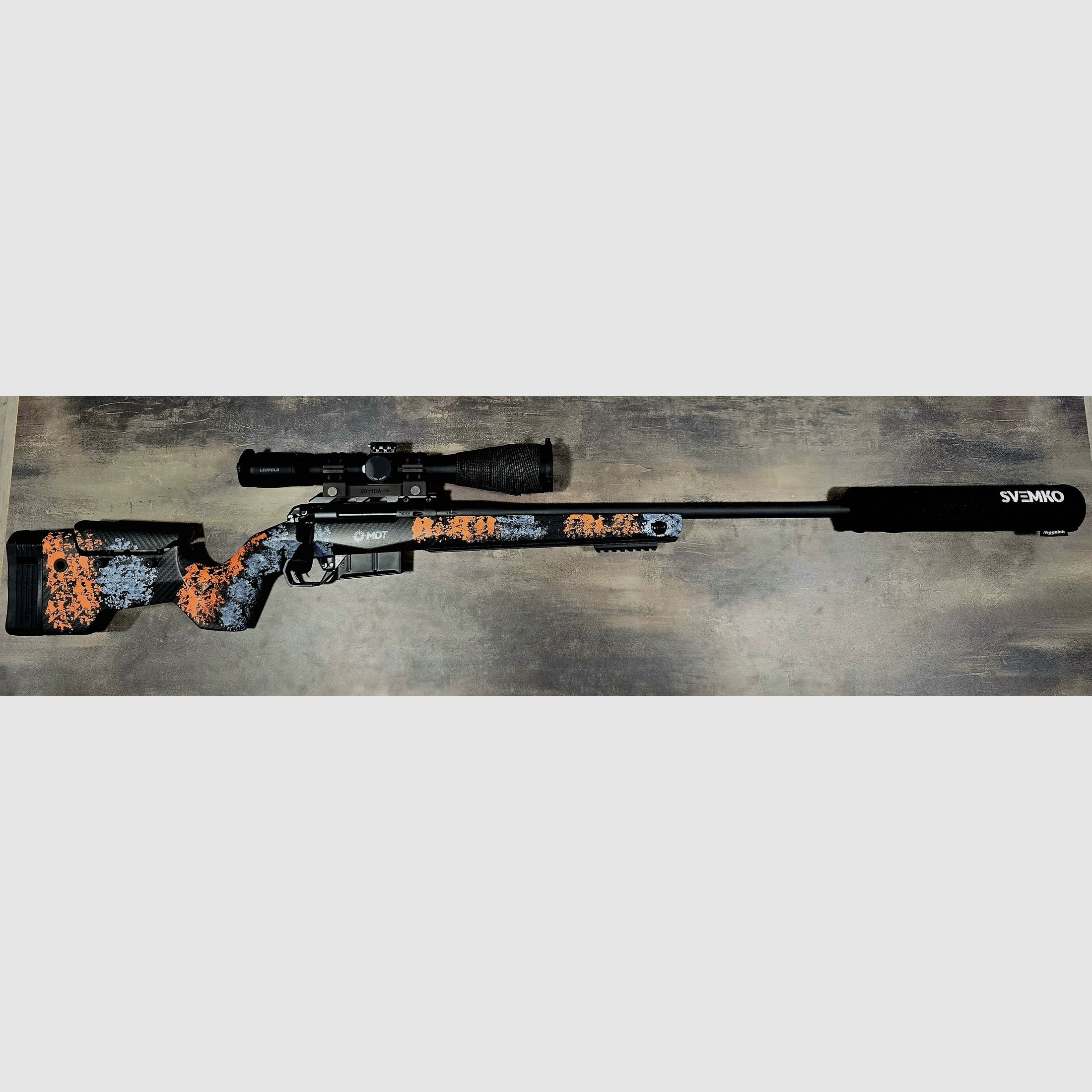 P.E.A.C.E. ORS-1 cal. 300 WSM inkl. MDT Chassis Carbon, MDT Magazin und Badger Profile ERA TAC D34 Blockmontage u. Leupold VX-6 HD 4-24×52 inkl. Svemko Ulta Magnum Titan Schalldämpfer