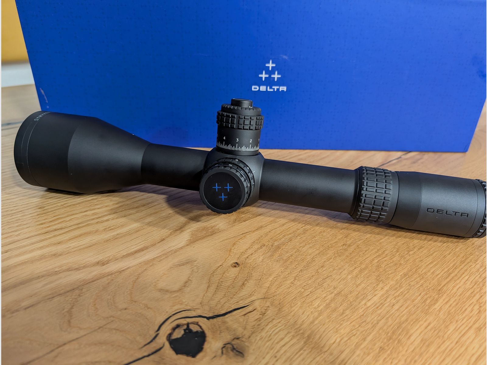 Delta Optical Stryker HD 4,5-30x56 Neu unbenutzt. Mit Contessa Montage