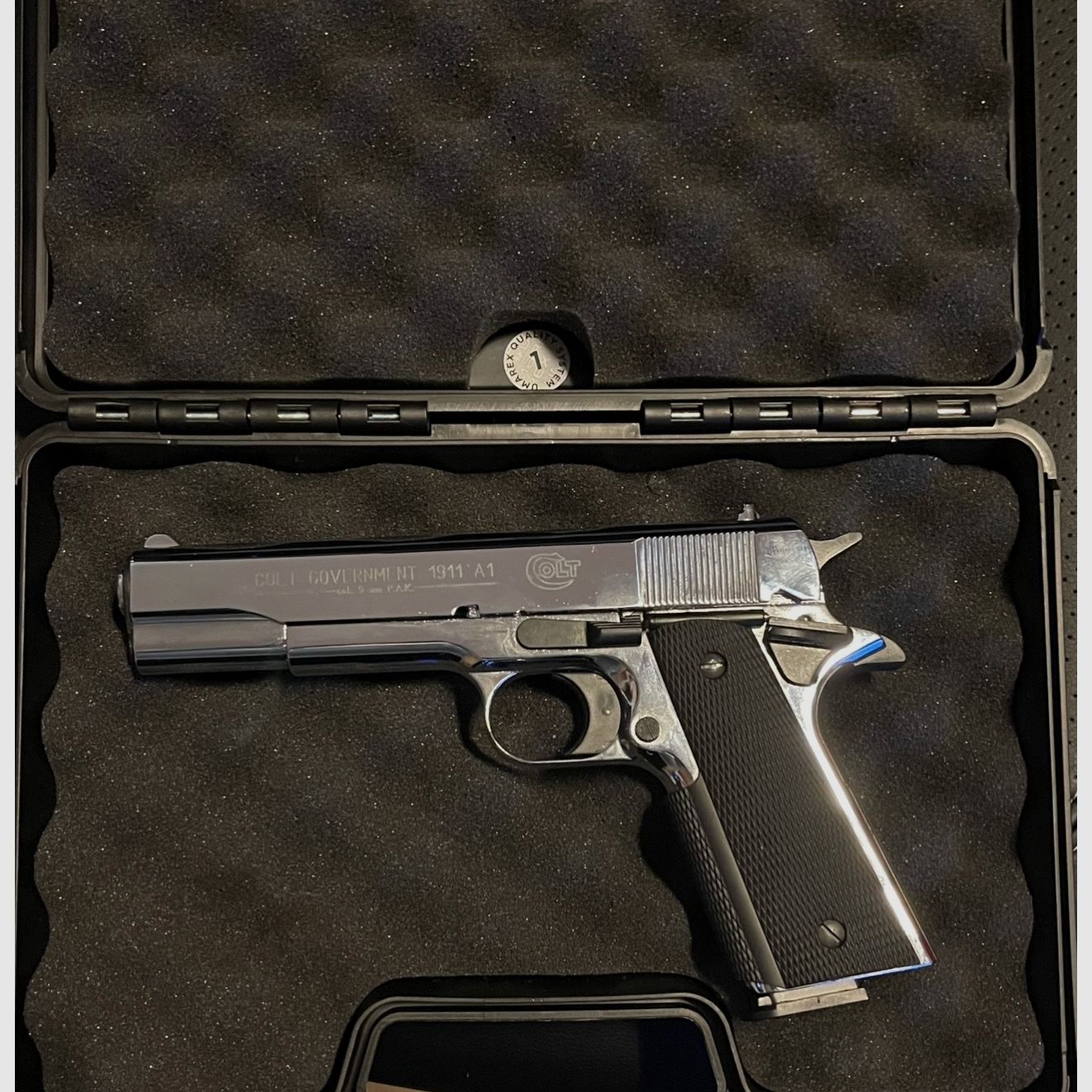 Colt 1911 Chrom 