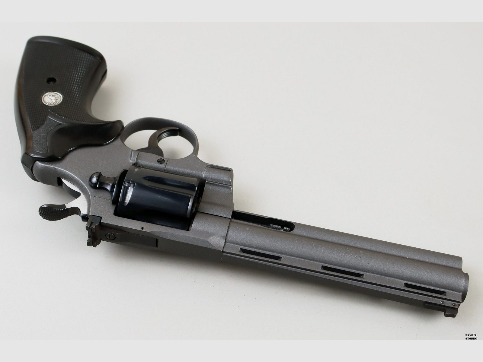 Revolver Colt mod. Python cal. 357 Mag. matr. E48050, immagine 8 di 11