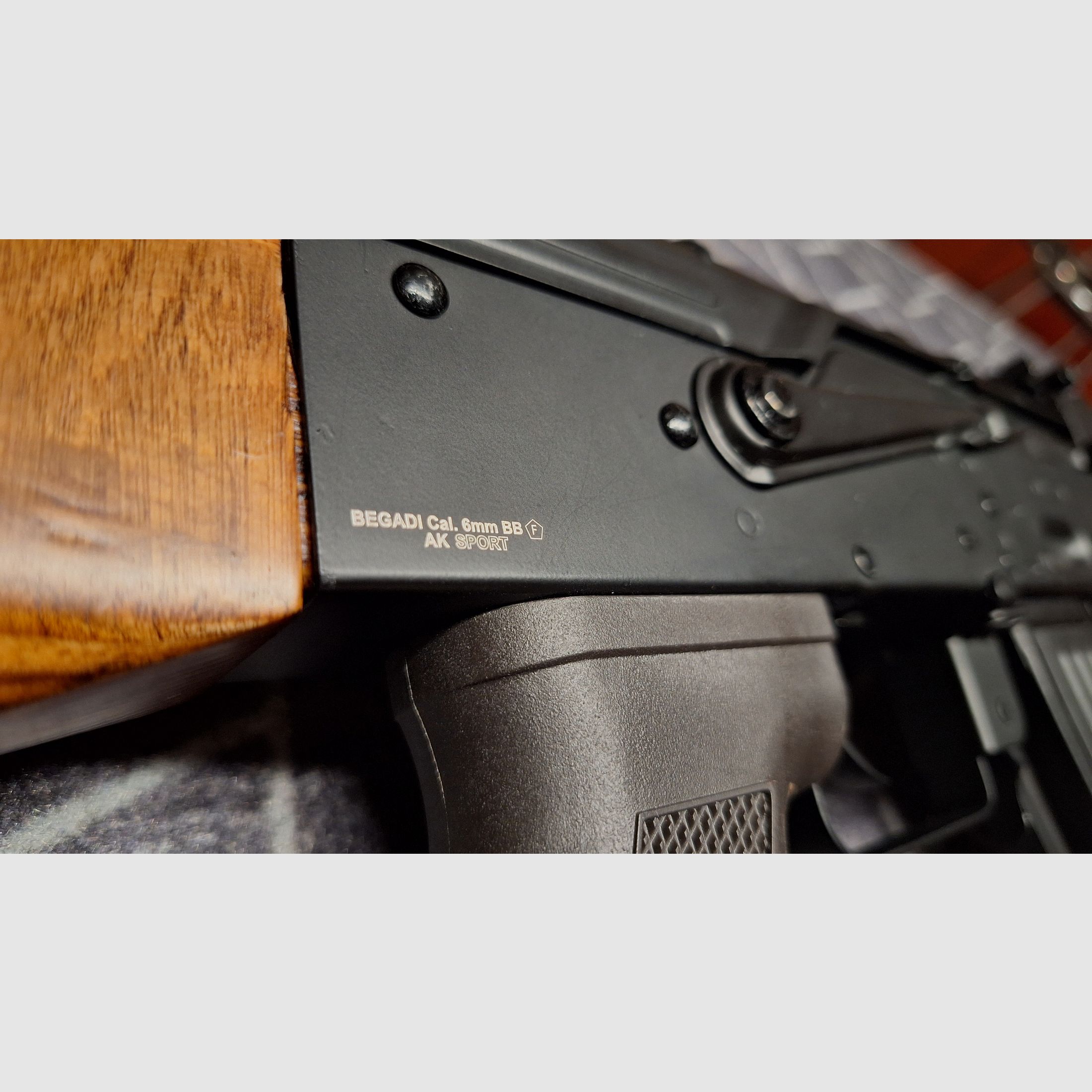 AK47 BEGADI SPORT AEG metal completo/madera real-NUEVO!