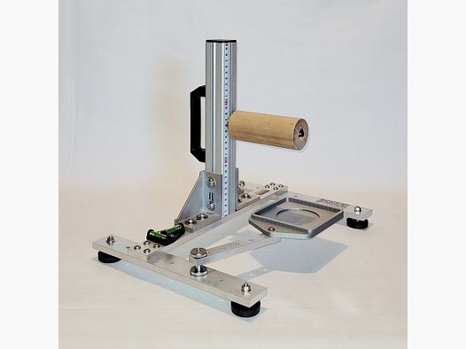 KGF Auflagestativ - Auflageständer Alu H-300-Ultimate mit Buchenholz-Auflage, Waage, Griff, Maßband + Munitionshalter