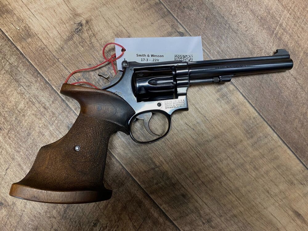 Smith & Wesson 17-3 .22lr