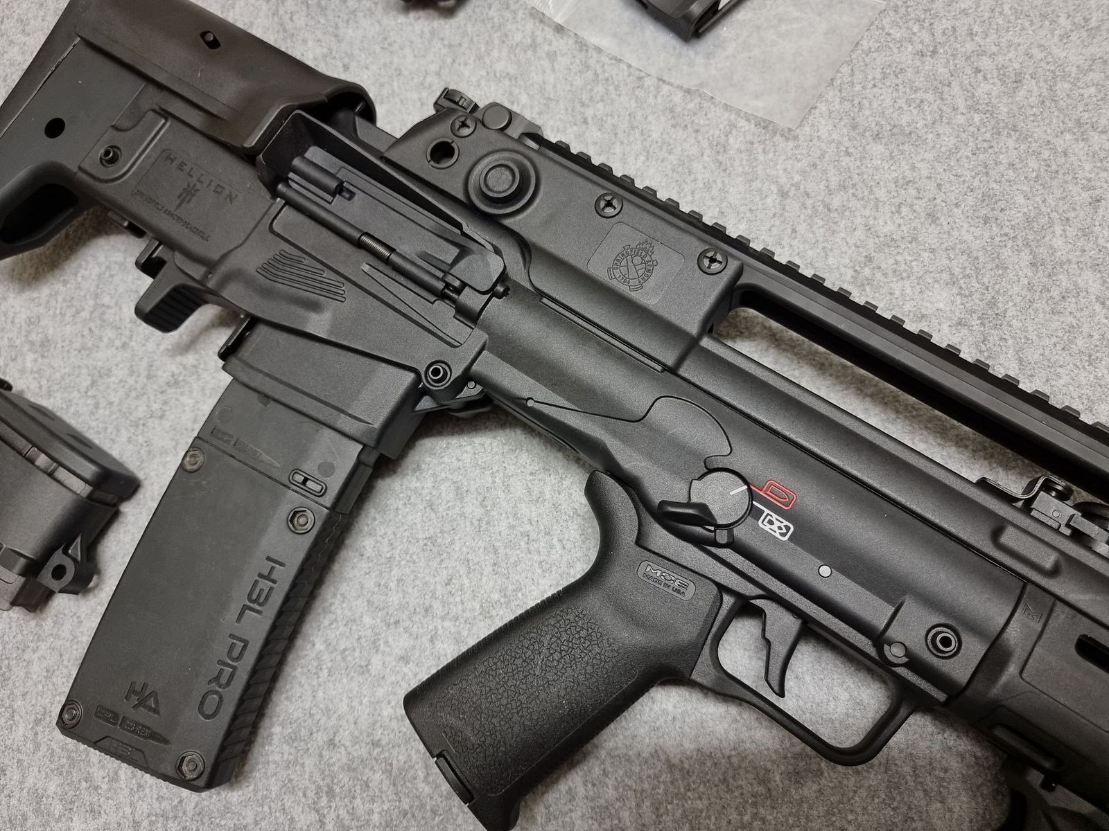 Springfield Hellion (HS VHS-2) - .223 Remington - mit einzigartigem Zubehör - optional B&T Rotex Schalldämpfer 