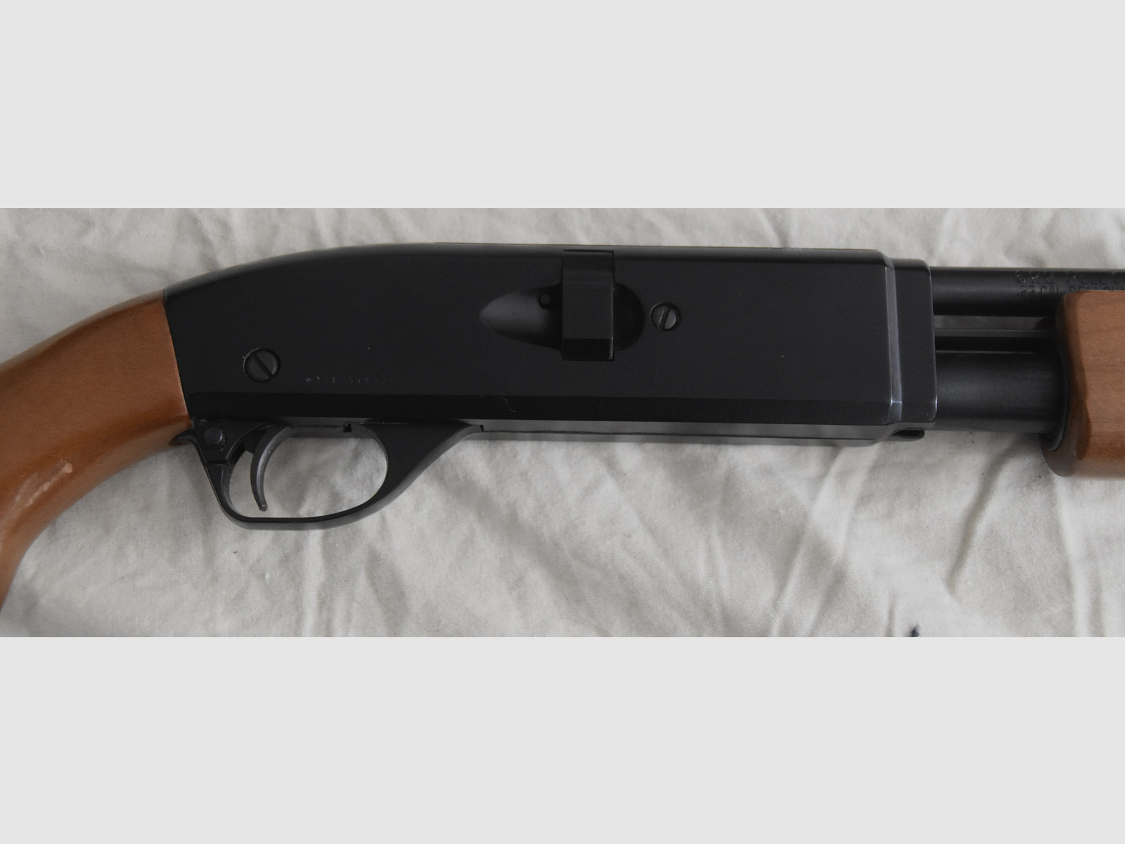 Crosman 622 Pell Clip Repeater, Vorderschaftrepetierer (Pumpgun) 