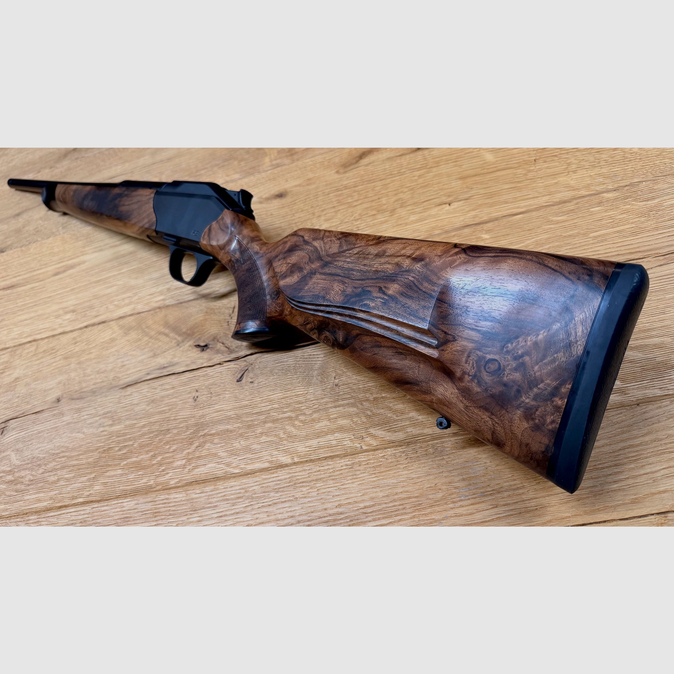 Blaser R8 Holzklasse 7 / Stahlkugel graviert mit Fischhaut / Kaliber und Lauflänge nach Wahl, Bild 10 von 11
