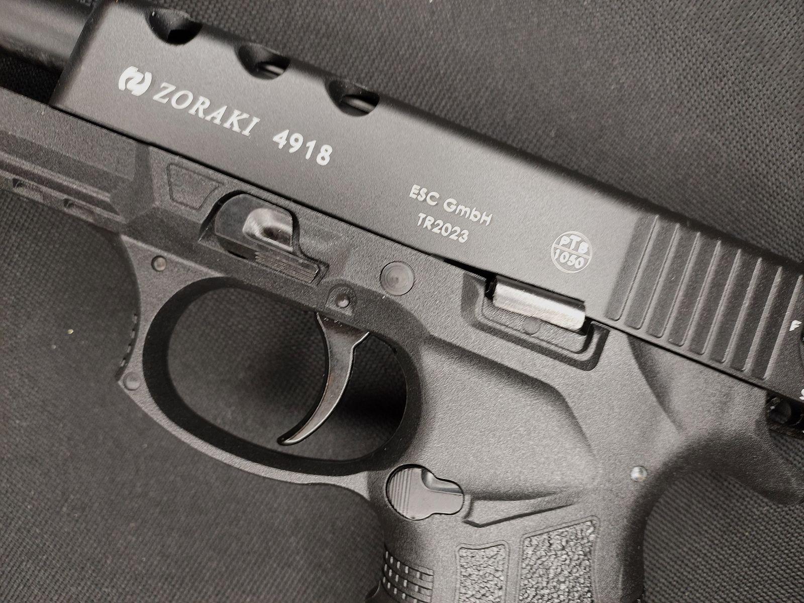 Zoraki 4918 Schreckschuspistole Kal. 9mm P.A.K. (PTB 1110) schwarz - neu!