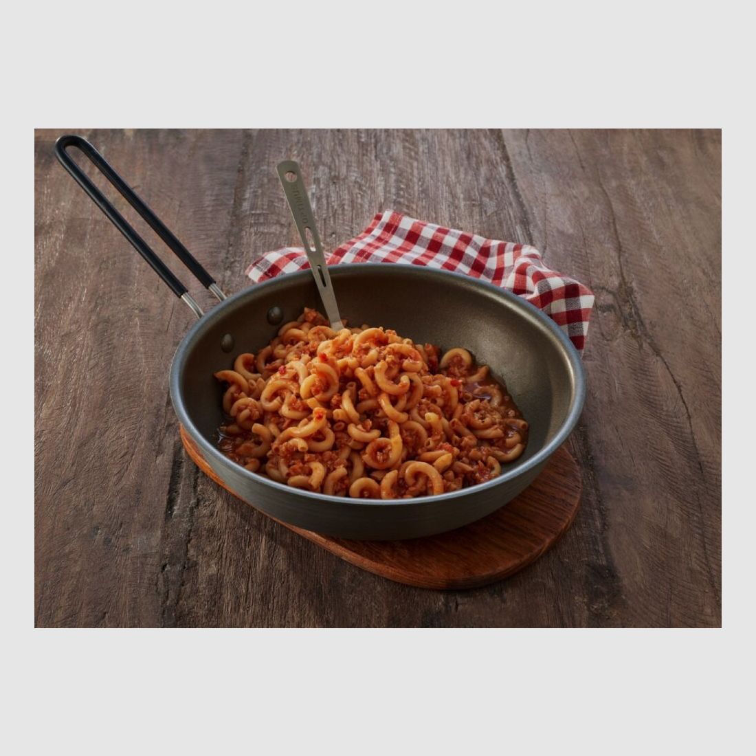 TREK'N EAT Makaron w wegetariańskim bolognese 180g Veggie