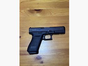 Glock 21 Gen5 MOS .45 ACP – Unfired / safe queen with Black Trident Raven Holster