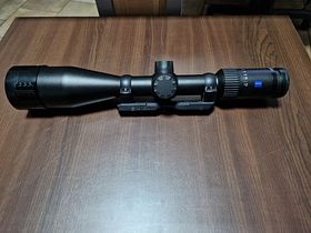 Zeiss Conquest V4 / 3-12x56, con punto luminoso