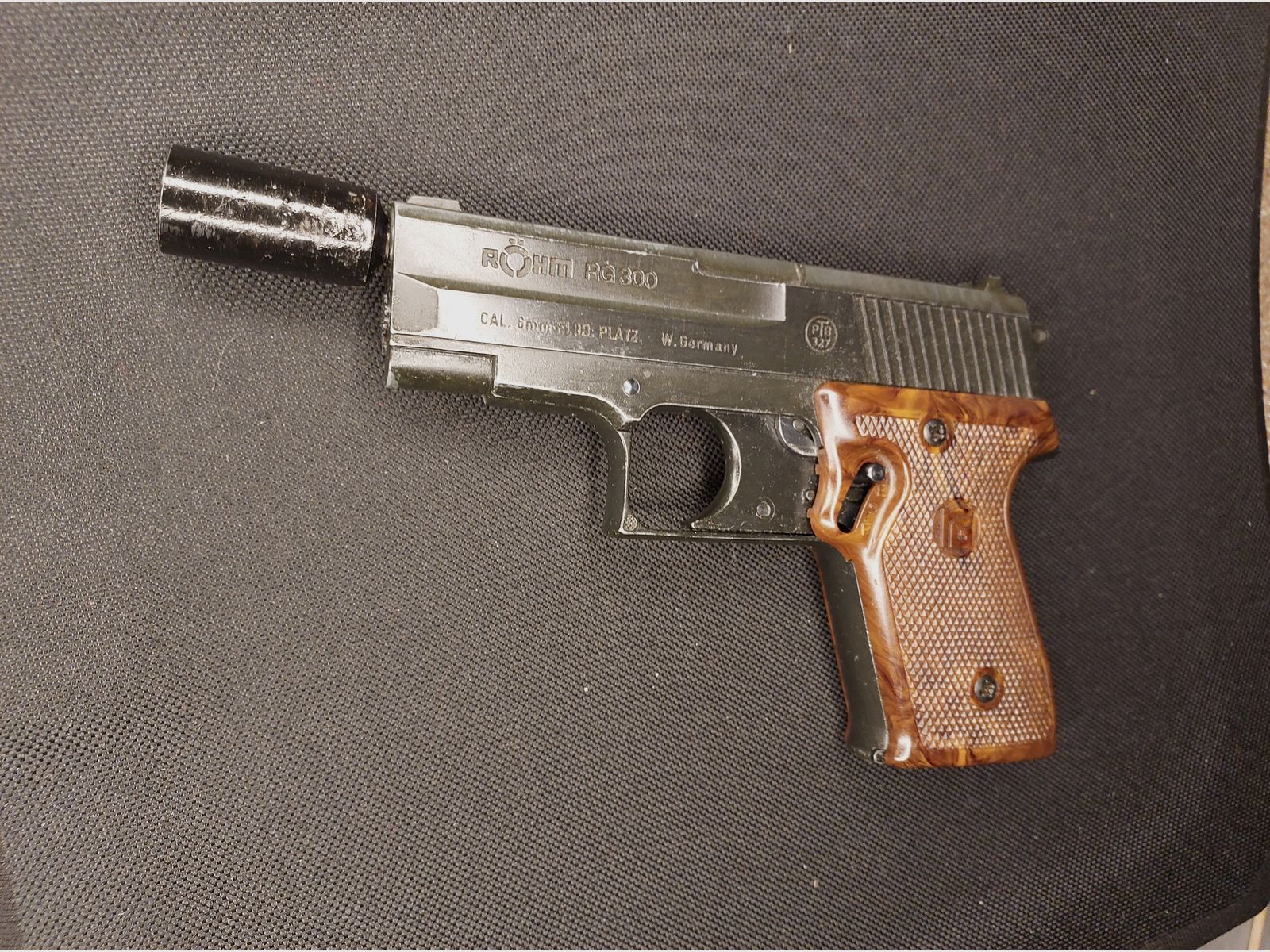 Röhm RG300 (RG 300) Schreckschuss Pistole Kal. 6mm Flobert (PTB 327)