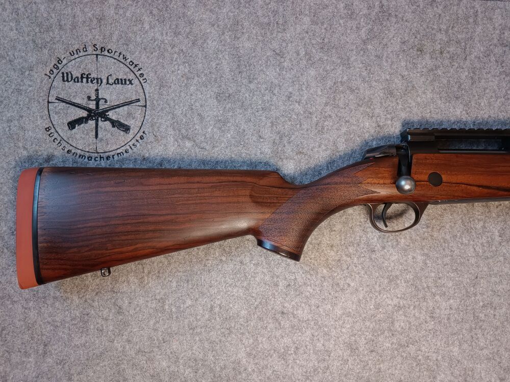 SAKO Finland	 Mod.  85 Black Bear + Grizzly Holzschaft und SD mit Zubehör