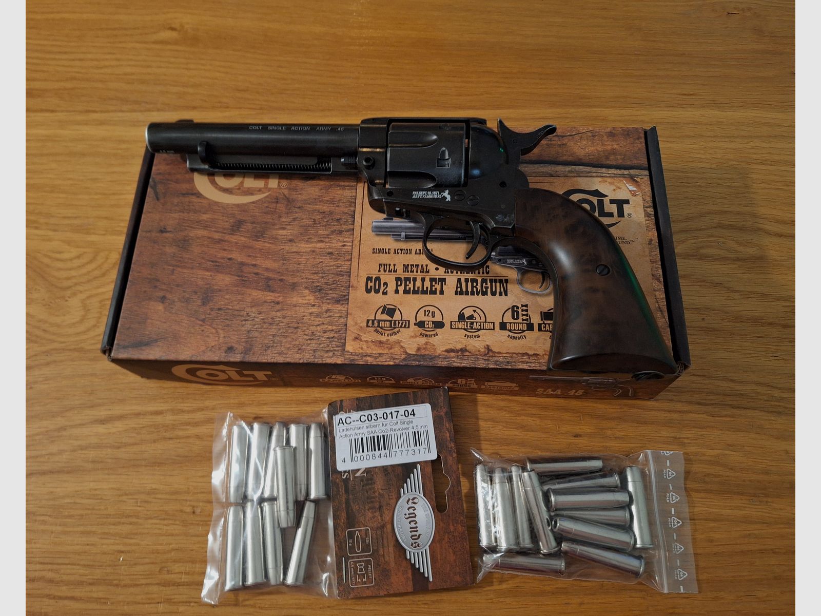 Colt Single Action Army (SAA) Co2 4,5 mm Diabolo gezogener Lauf realistisches Nachladen mit 22 Ladehülsen antik finish