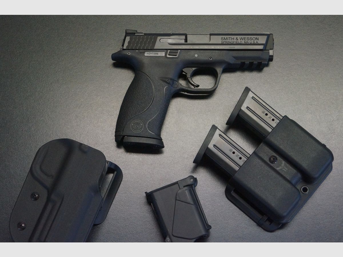 SMITH & WESSON M&P 9 CARRY & RANGE KIT, afbeelding 1 van 6