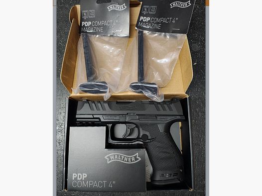 Pistola Walther PDP Compact 4" CO2 nel calibro 4,5 mm BB.