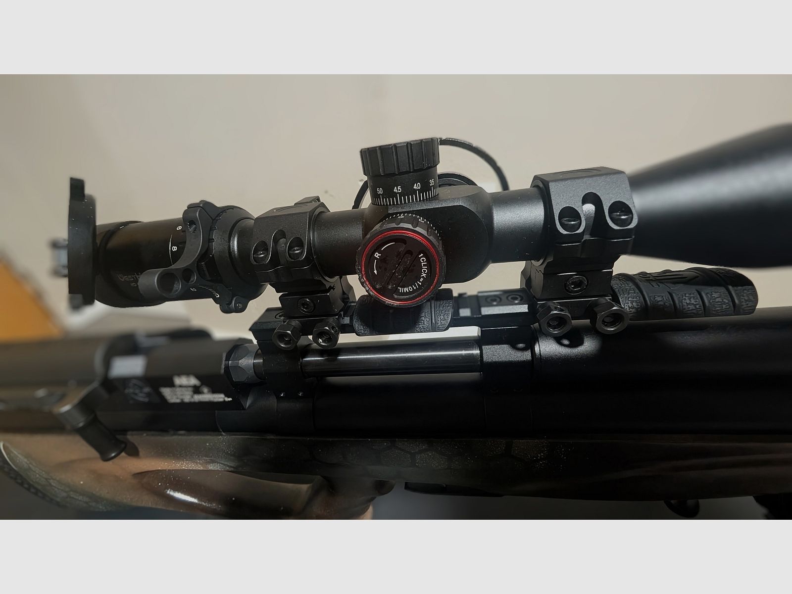 AEA Challenger Bullpup Cal 50 PCP met accessoires