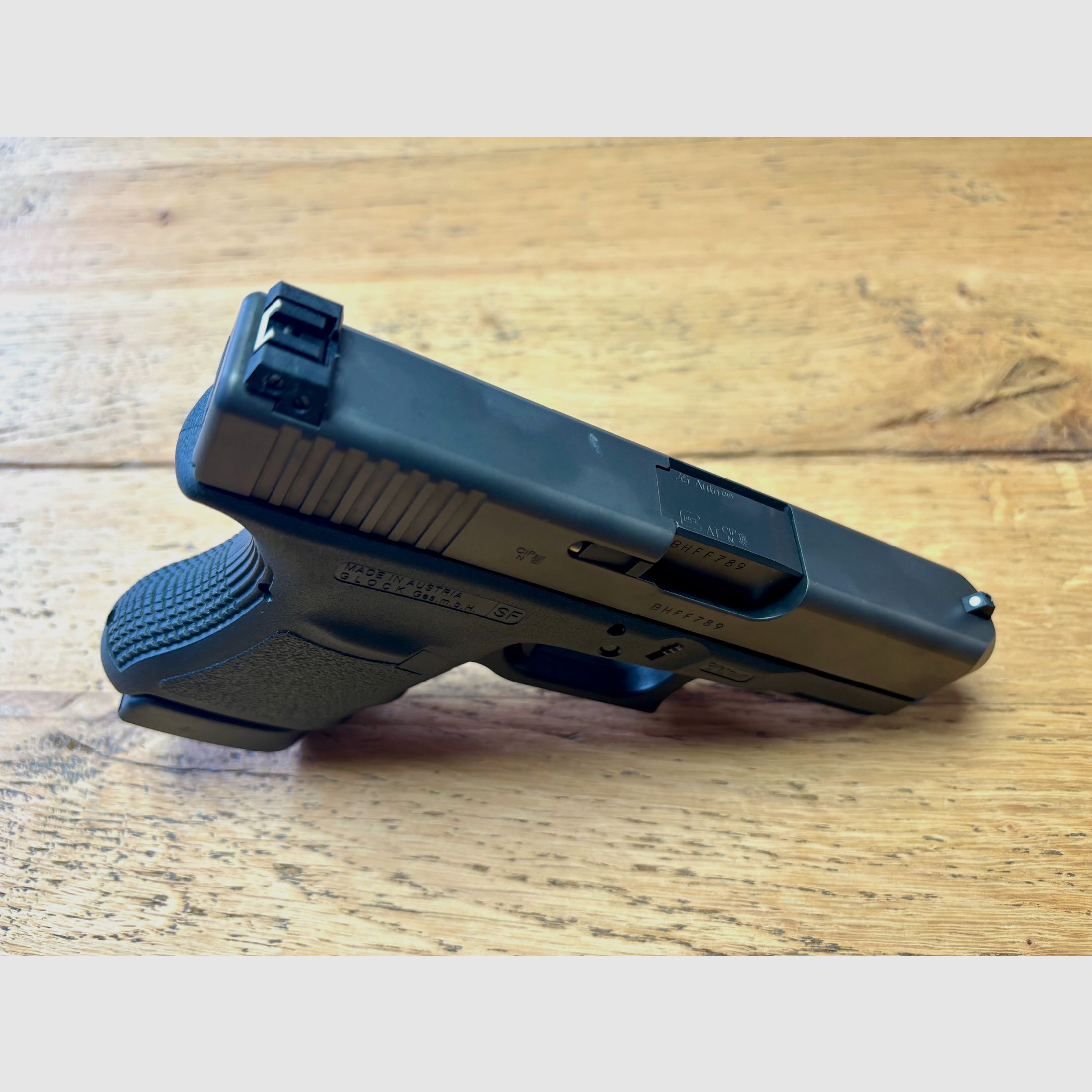 Glock Mod. 30 S Cal. .45Auto - ensemble complet - comme neuf