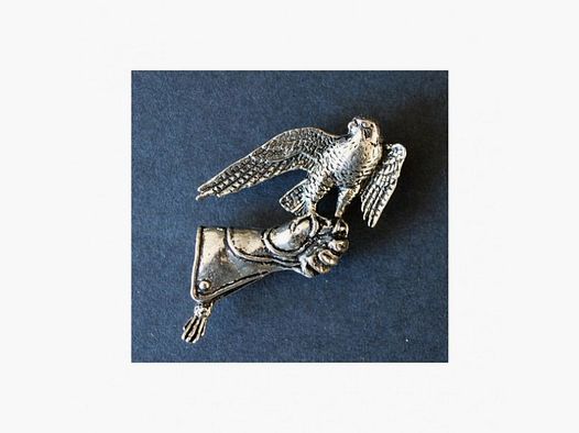 Pin Valk handgemaakt op handschoen maat 3-4 cm Engeland