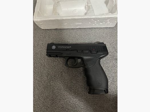 Taurus Pt 24/7 Softair