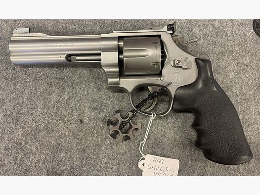 Smith + Wesson 625-4