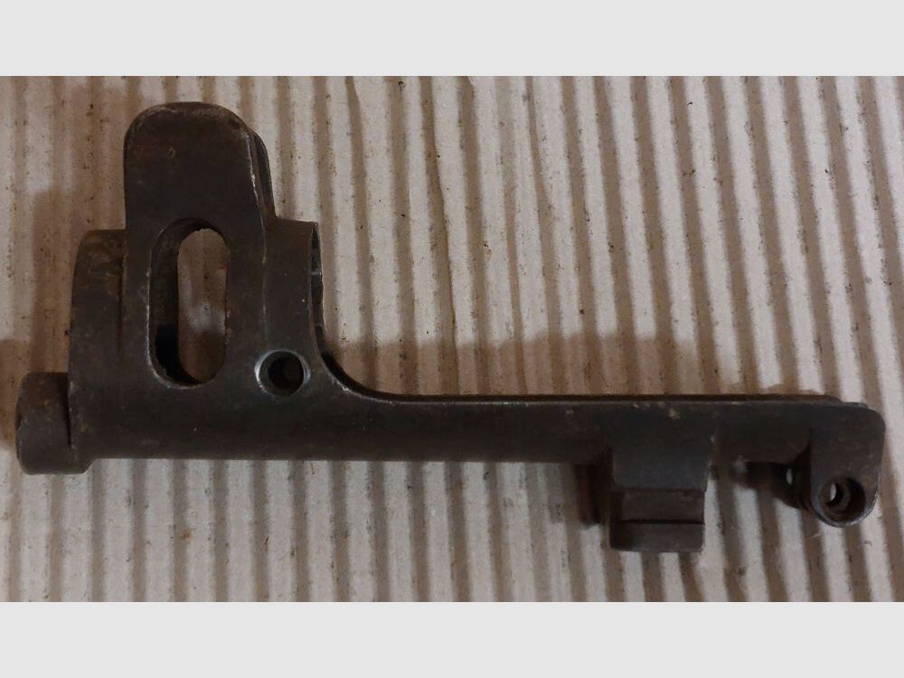 Enfield British Smle Lee Enfield No1 MKIII bayonet holder/ front sight protector/ cap with cutout