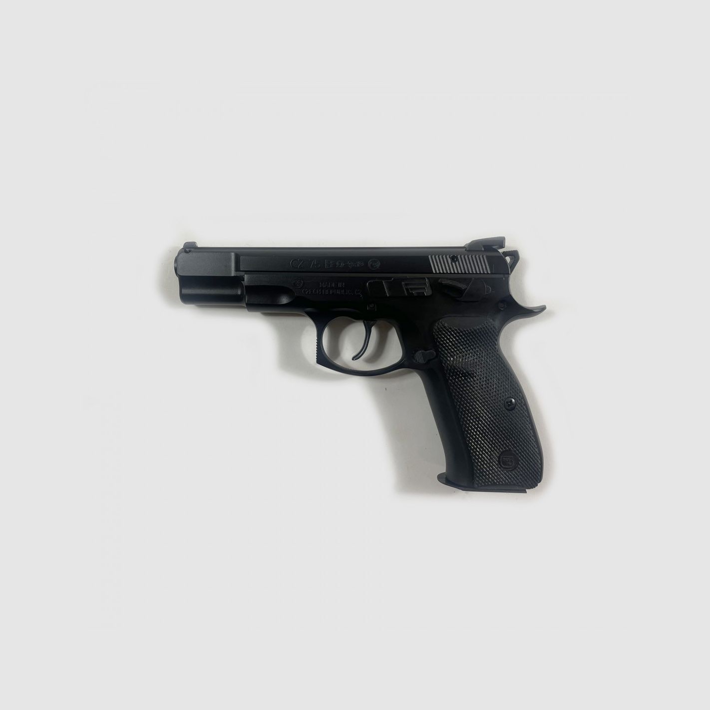 CZ 75B Omega kal. 9x19mm, afbeelding 3 van 8