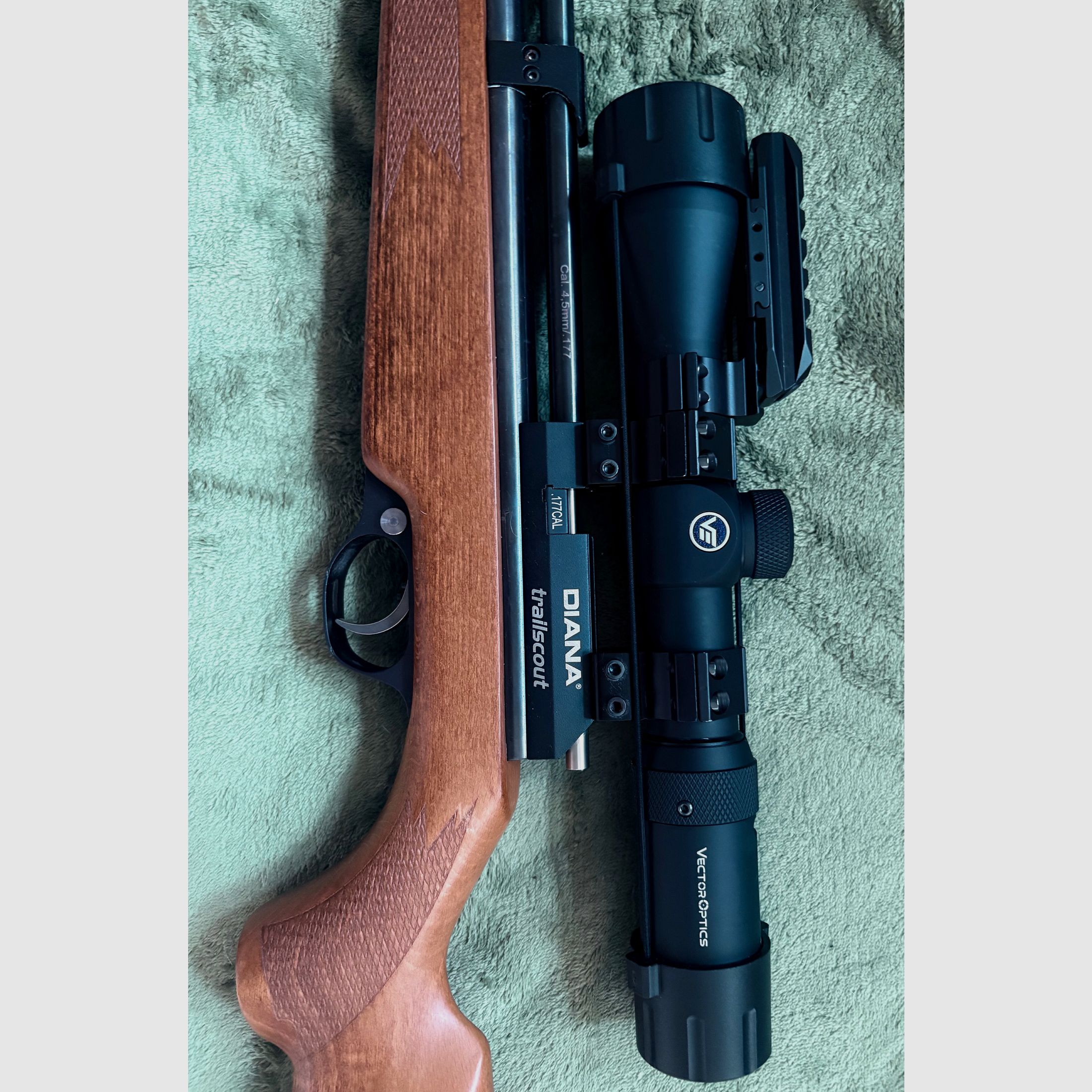 Diana Trailscout Wood Co2-Gewehr 4,5 mm Diabolo
