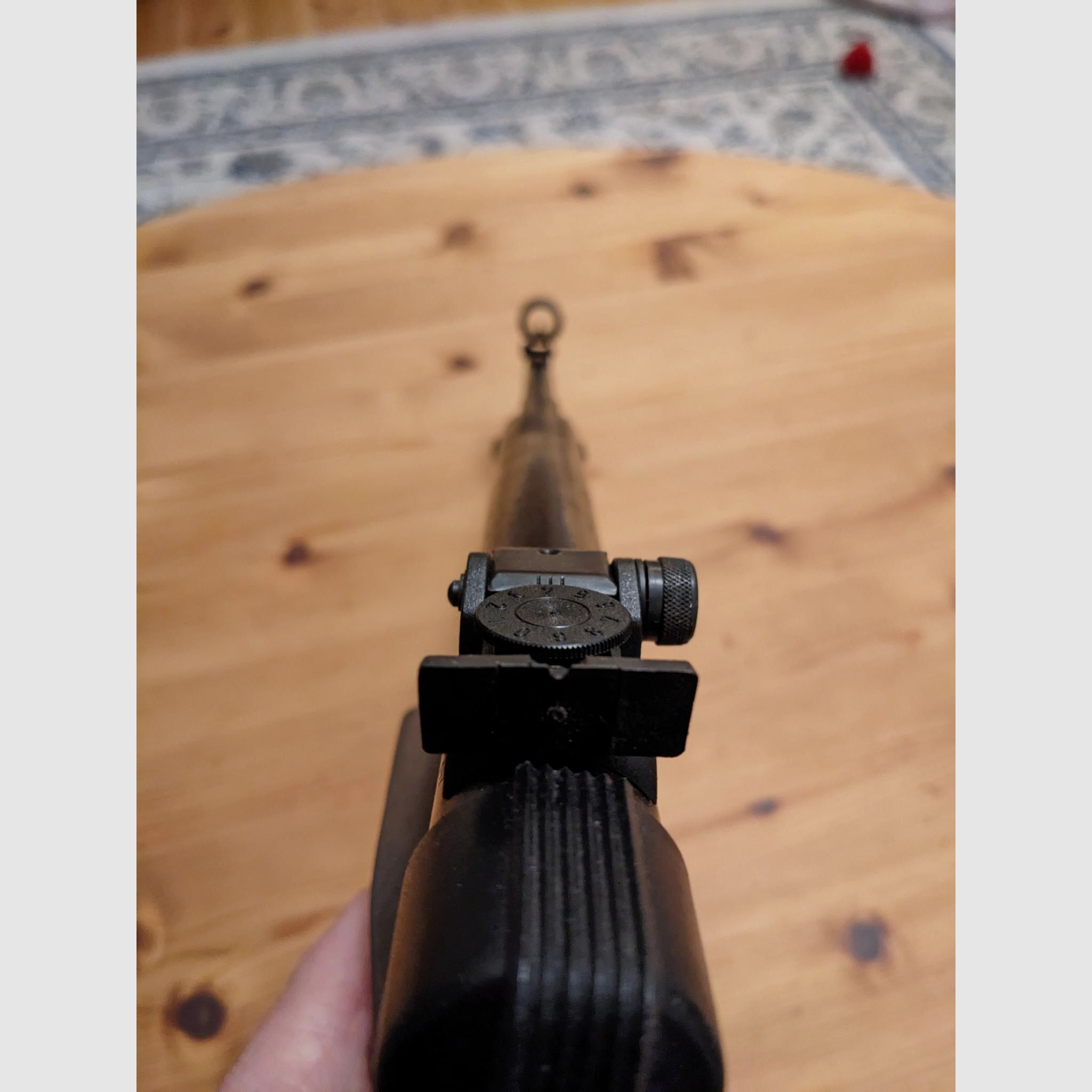 Diana luchtpistool model 5 G pistool kal. 4,5mm diabolo knikker