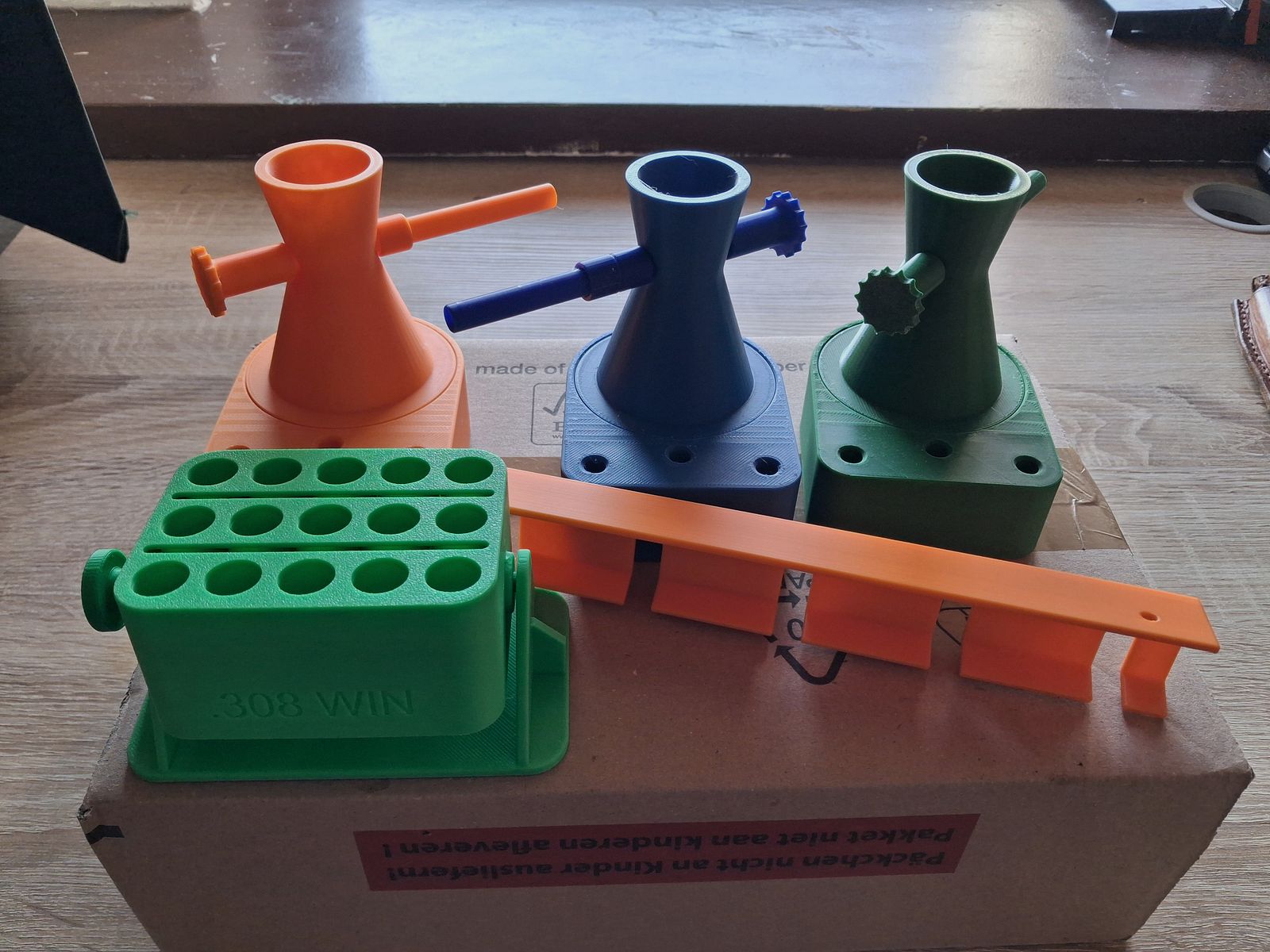 Powder measure - cartridge holder - cleaning rod holder (lot)