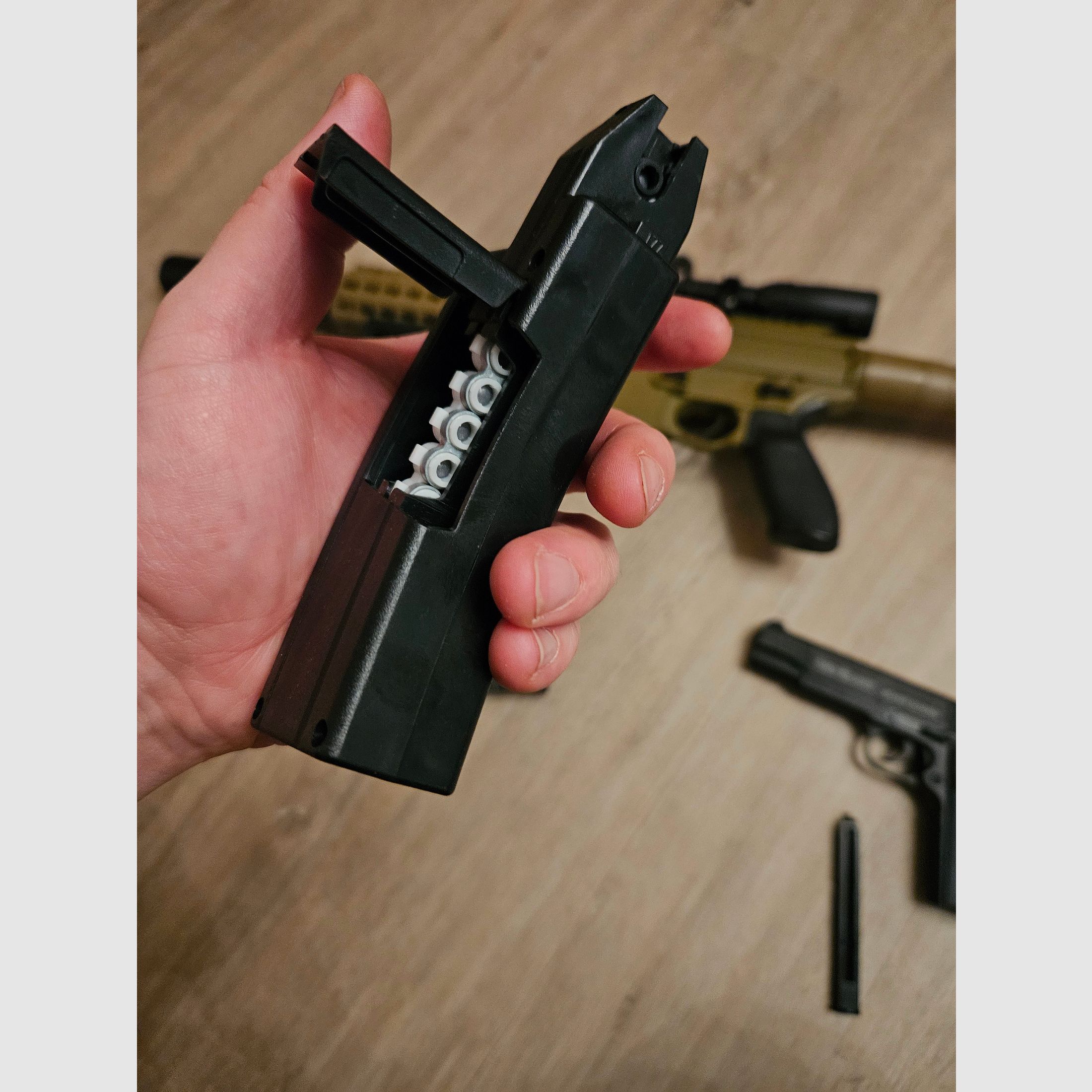 SigSauer MCX CO2 air rifle + Red Alert RF - 1911 CO2 blowback