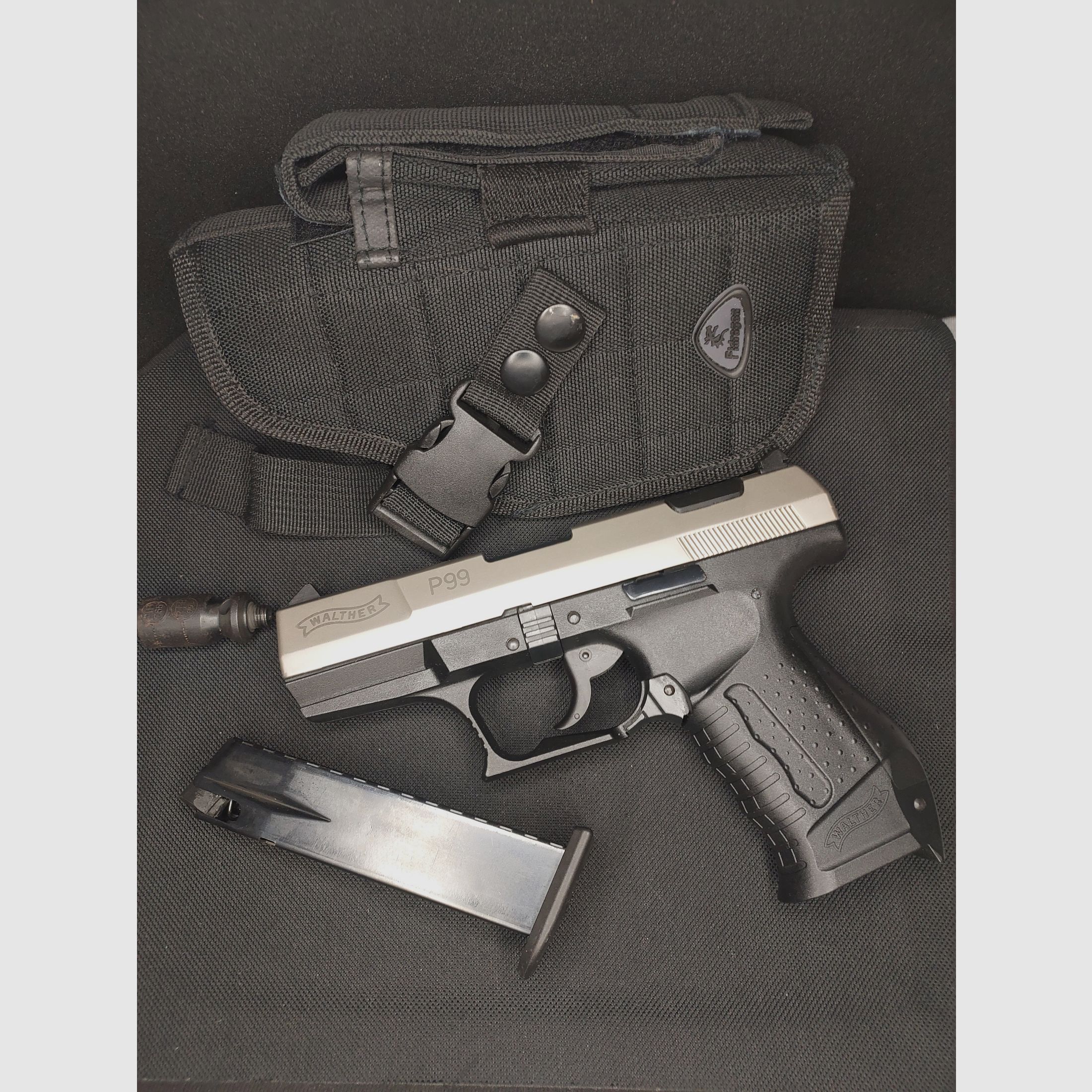 Pistola a salve Walther P99 9mm P.A.K. bicolore (762) con fondina Fidragon