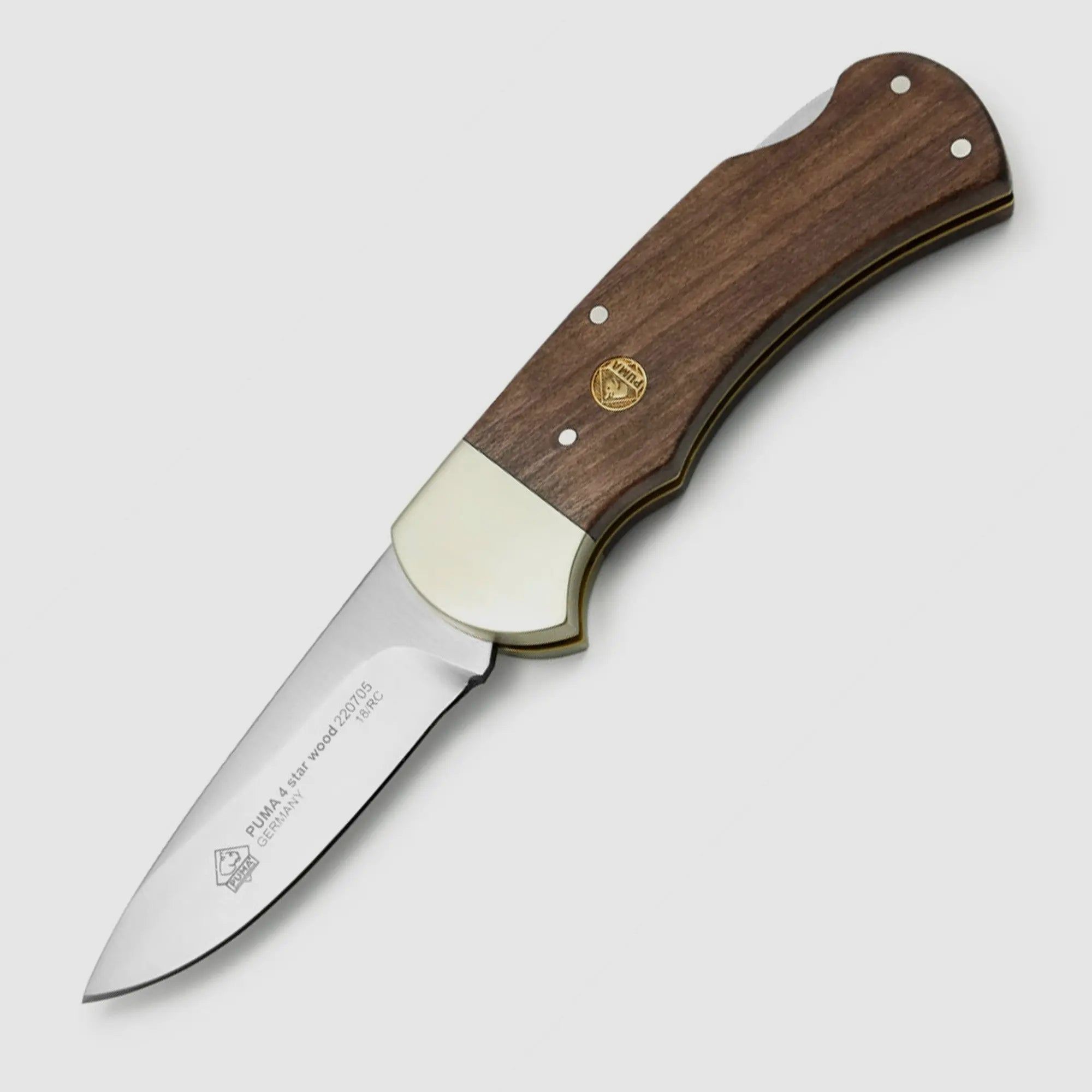 PUMA 4-star wood