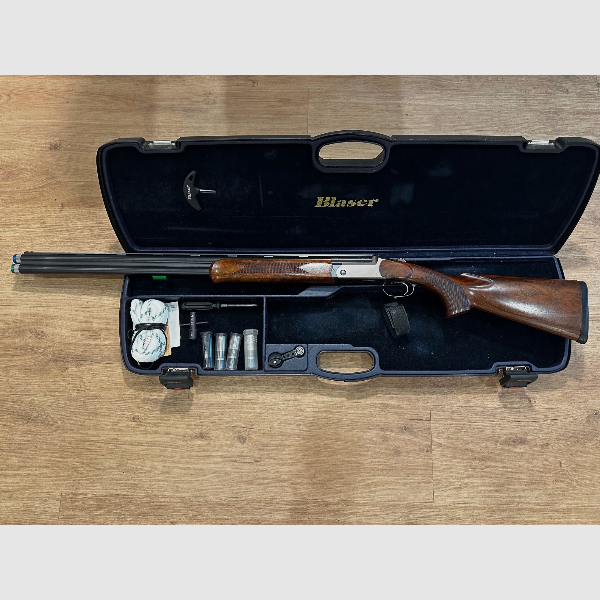 Blaser F3 over-and-under shotgun / over-and-under double shotgun 12/76