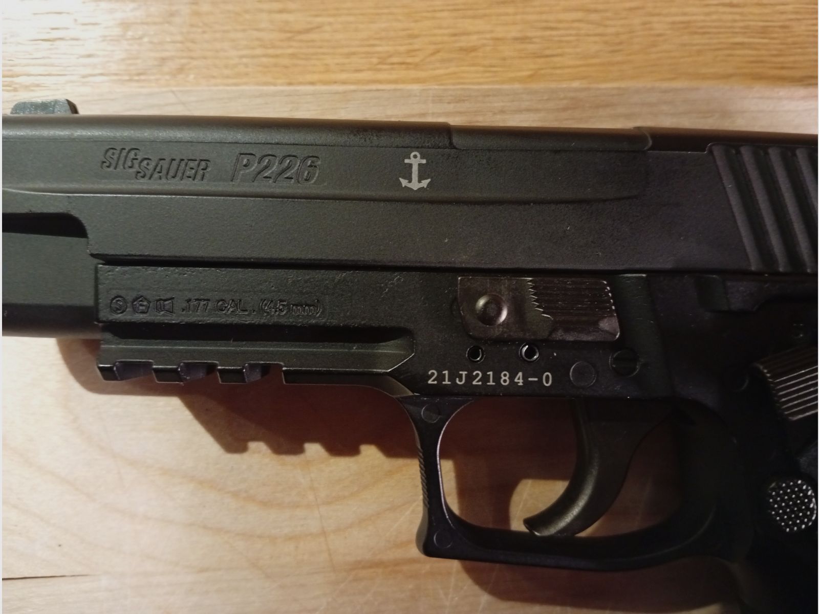 Sig Sauer P226 CO₂-pistolet – 4,5 mm Diabolo