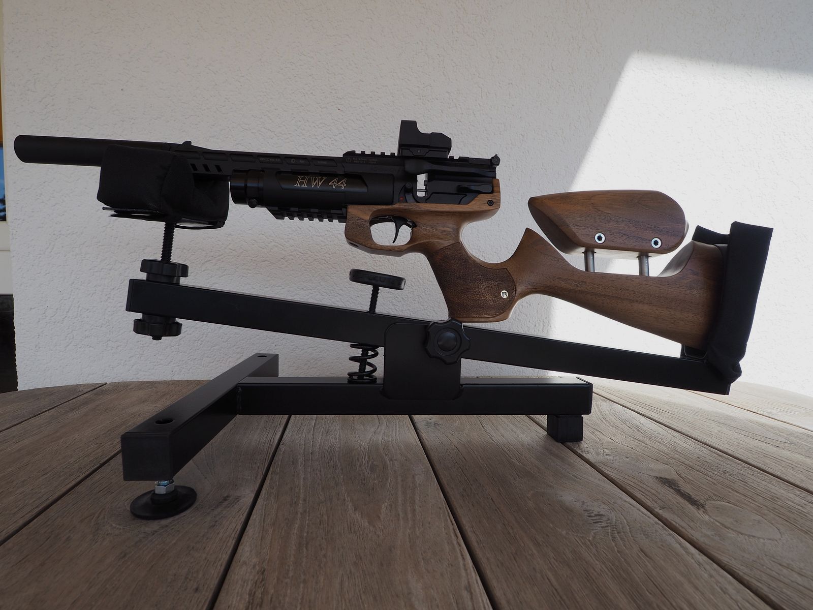 Weihrauch HW44 pistola carabina calibro 4,5 top, red dot sight, suppressor, valigetta ecc., immagine 1 di 6