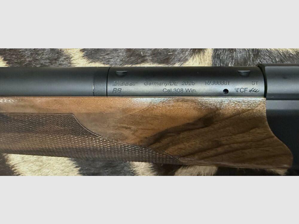 Blaser R8 Success Silence