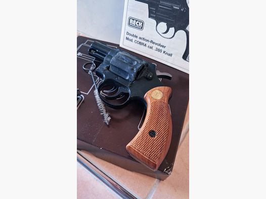 Reck Double Action Revolver Cobra Cal. .380 Knall PTB 216 – hallazgo de herencia incl. caja, cepillo, folleto y vaso de disparo