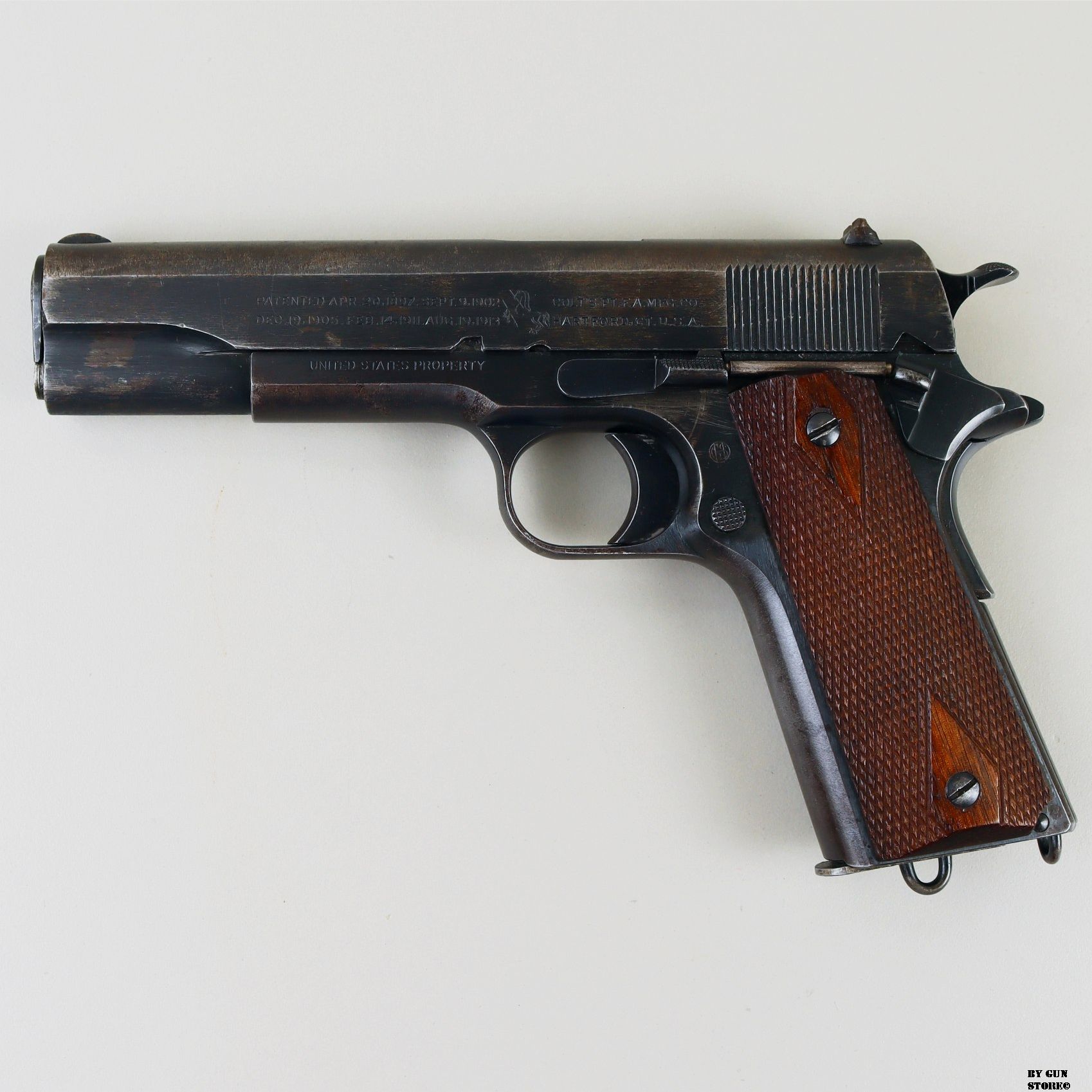 Pistolet Colt mod. 1911 cal. 45 ACP n° de série 221353, image 1 sur 23