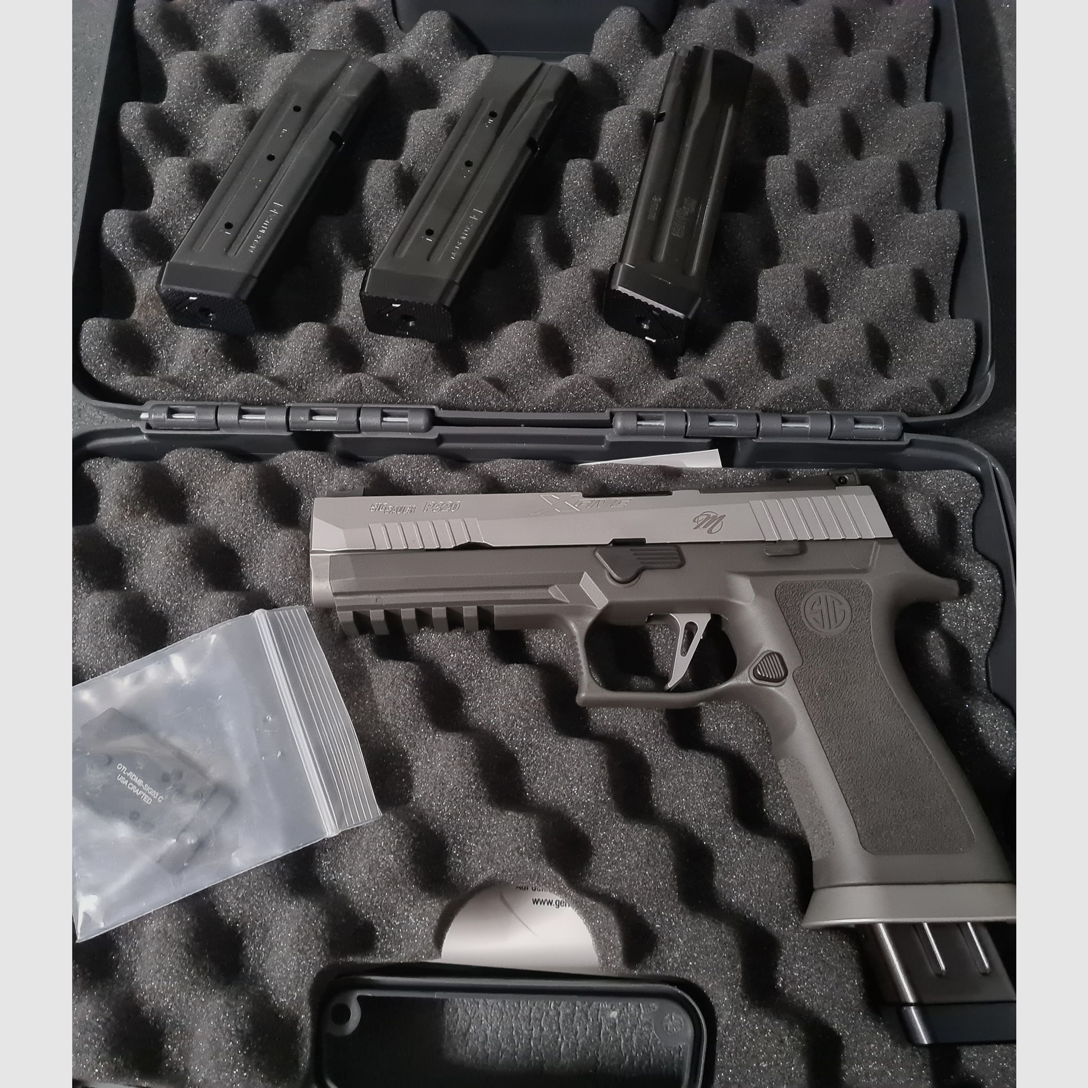 SIG SAUER P320 XFIVE Legion SILVER SHADOW 9 mm