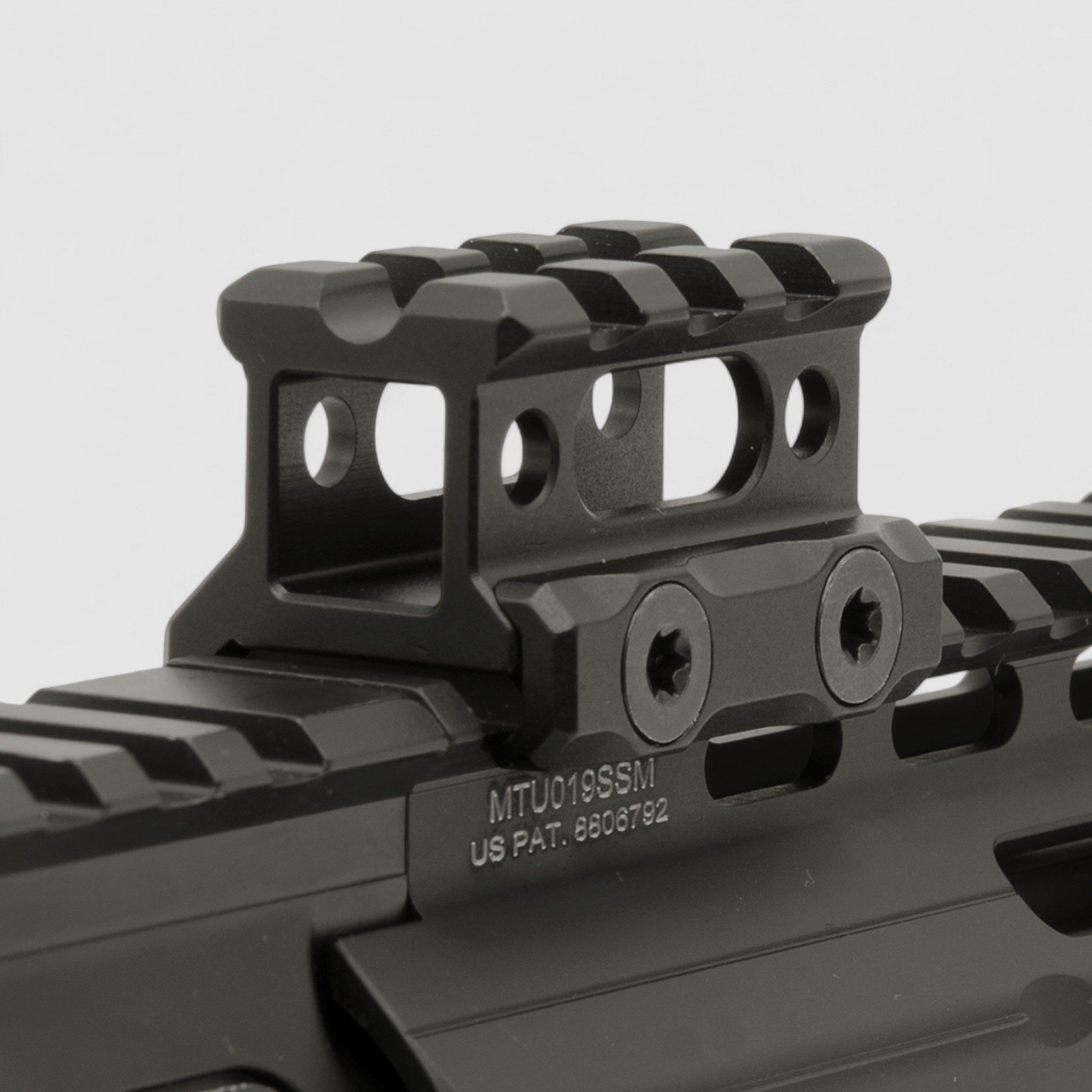 UTG Super Slim Picatinny Riser Mount – 21 mm compact, image 3 of 4