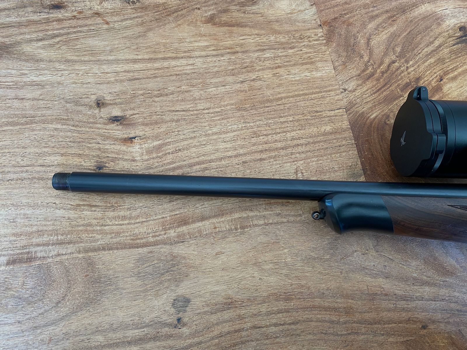 Blaser R8 Holz Standard mit Swarovski Z8i 2,3-18x56