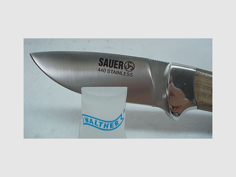 Messer Corto Satinado - 8,50cm Klinge,Walnuss-Griff