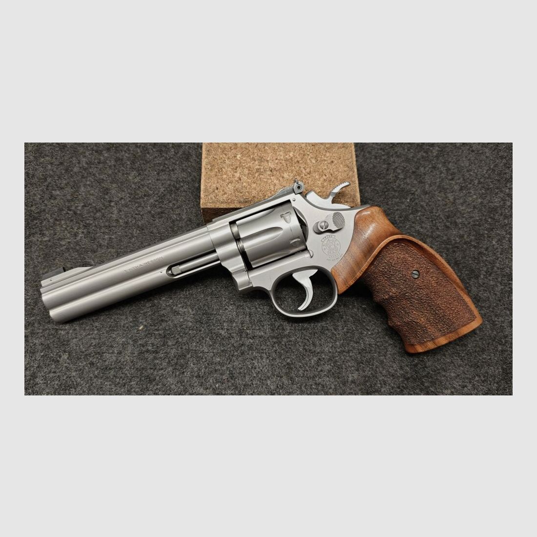 Smith & Wesson 617 Target Champion