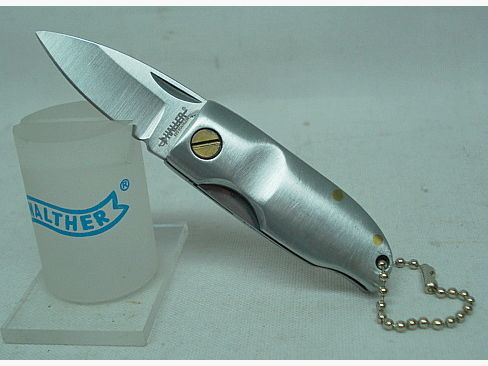 Stubby pocket knife - 4 cm blade, knife chain