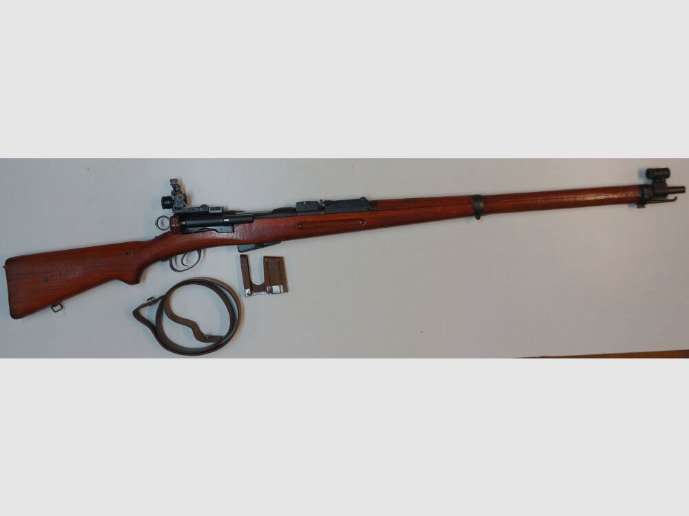 Waffenfabrik Bern Repetierbüchse W+F Bern Schweizer Langgewehr G96-11 Kal.7,5x55swiss mit Diopter und Korntunnel