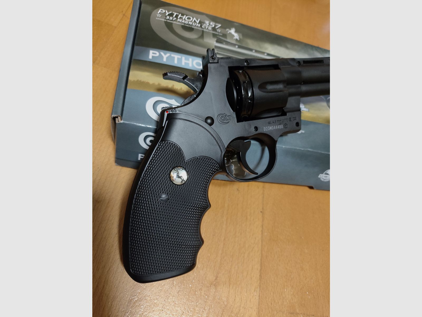 Colt Python .357 CO2 4,5 BB und Diabolo