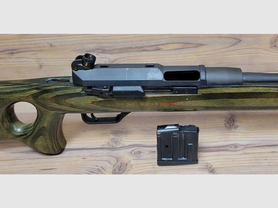 Heckler & Koch SL6 - Stock with holes