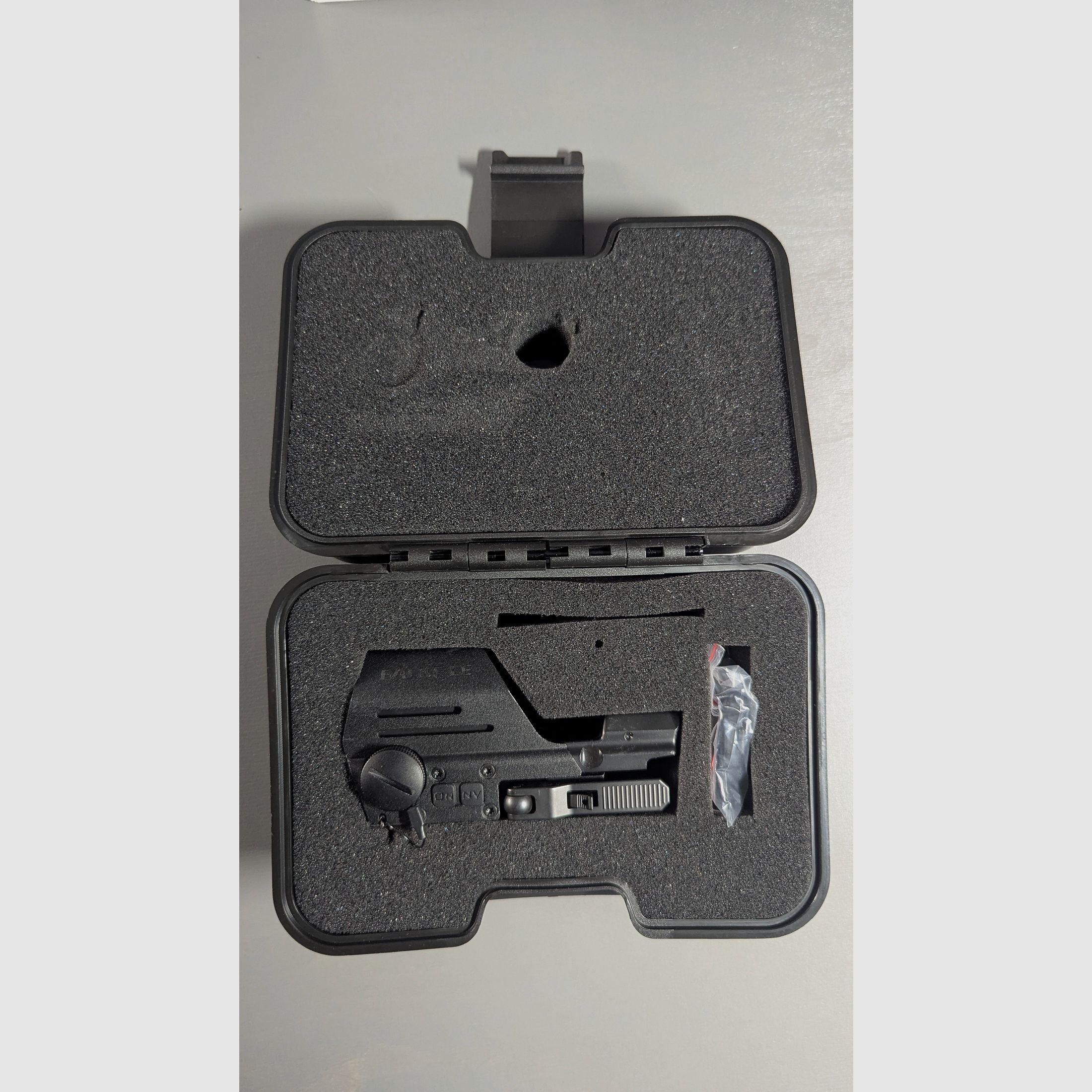 Visée point rouge Falke LE