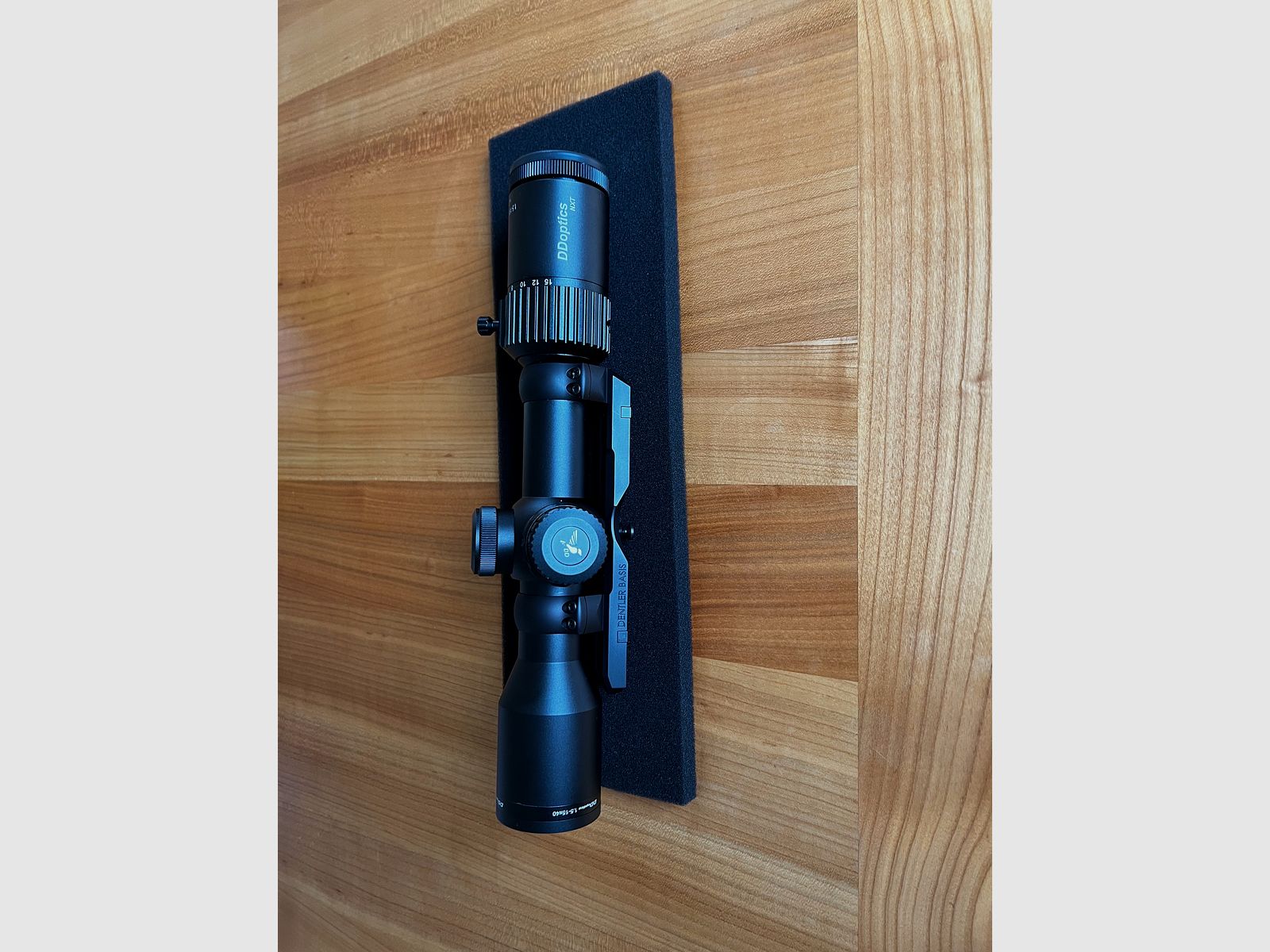 DDoptics NXT  V10   1,5-15X 40  op Dentler