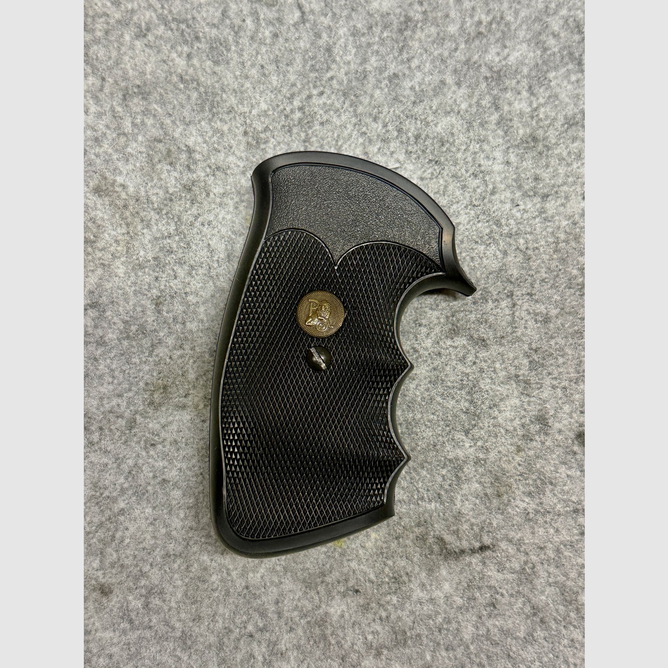 Pachmayr Gripper Grip Colt Python